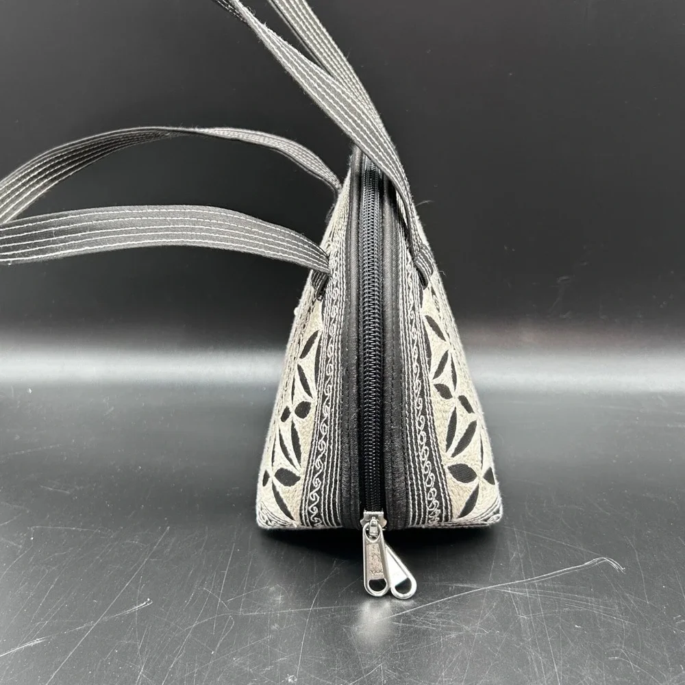 Laga Designs Embroidered Ethnic Handmade Handbag Petite Black‎ White EUC